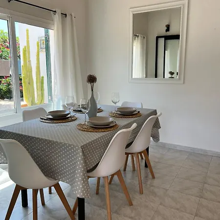 With Pool In Binibeca, Menorca Βίλα Binibeca